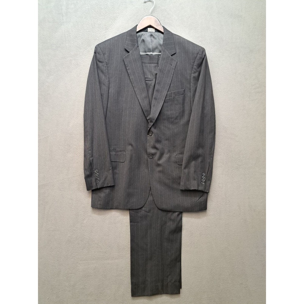 JOS. A. BANK Signature Collection 2-Piece Suit - Men 44L Grey Pinstripe 36x33